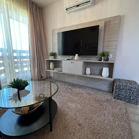 Apartment Deluxe Belvedere - 350m Skilift