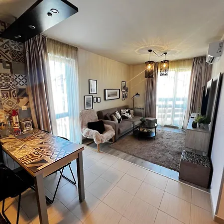 Apartment Deluxe Belvedere - 350m Skilift